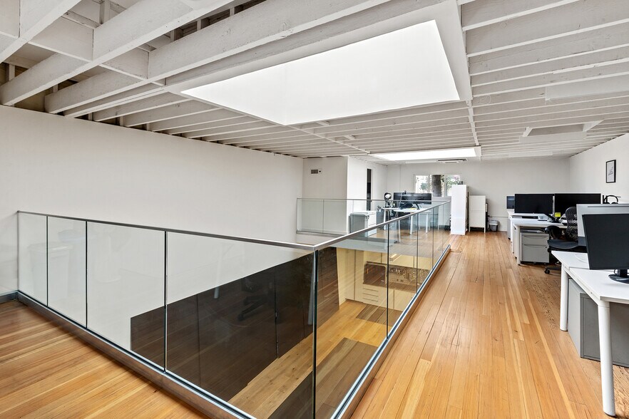 More Photos Of 1082 Howard St, San Francisco Research And Development For Lease