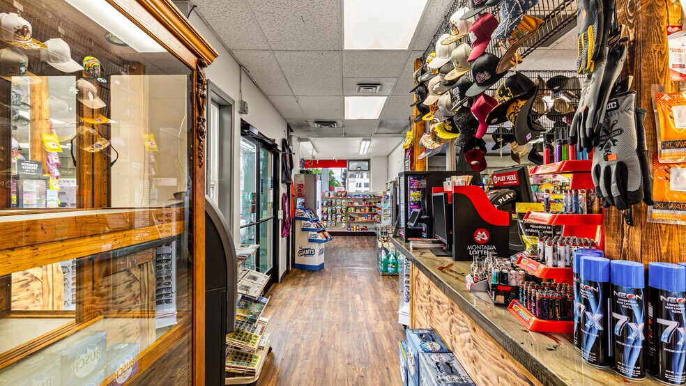 More Photos Of 1201 Main St, Thompson Falls Service Station For Sale
