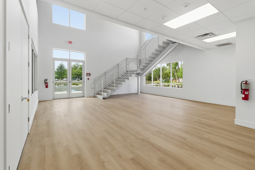 More Photos Of 3416 W Lake Mary Blvd, Lake Mary Medical For Lease