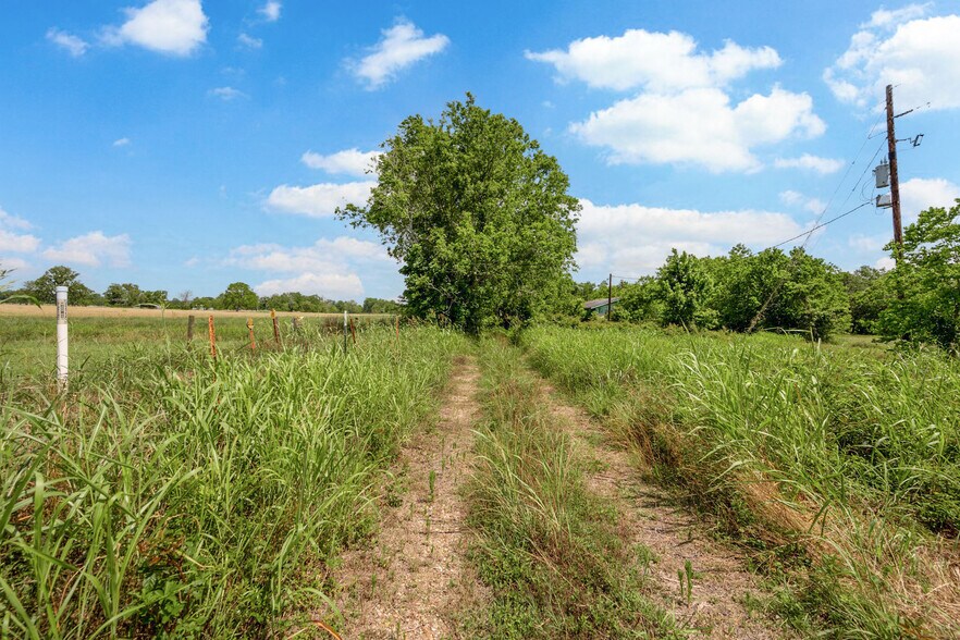 More Photos Of 2932 W FM 1462, Rosharon Land For Sale