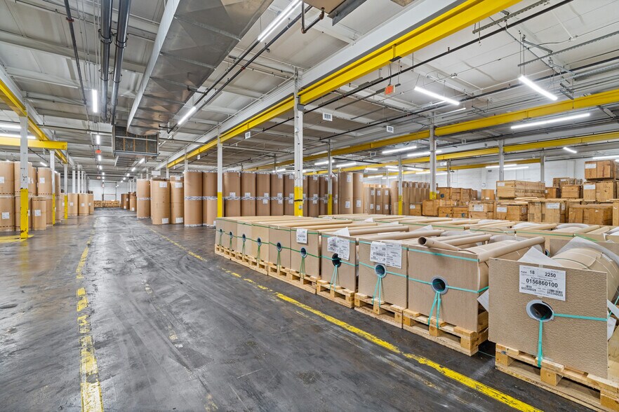 More Photos Of 26 Sears Way, West Springfield Distribution For Sale