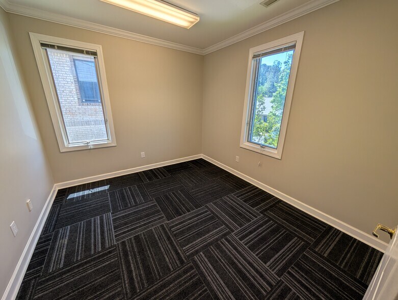 More Photos Of 1220 SE Maynard Rd, Cary Coworking Space