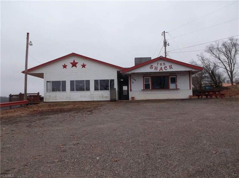 Primary Photo Of 19510 Leatherwood Rd, Salesville Freestanding For Sale