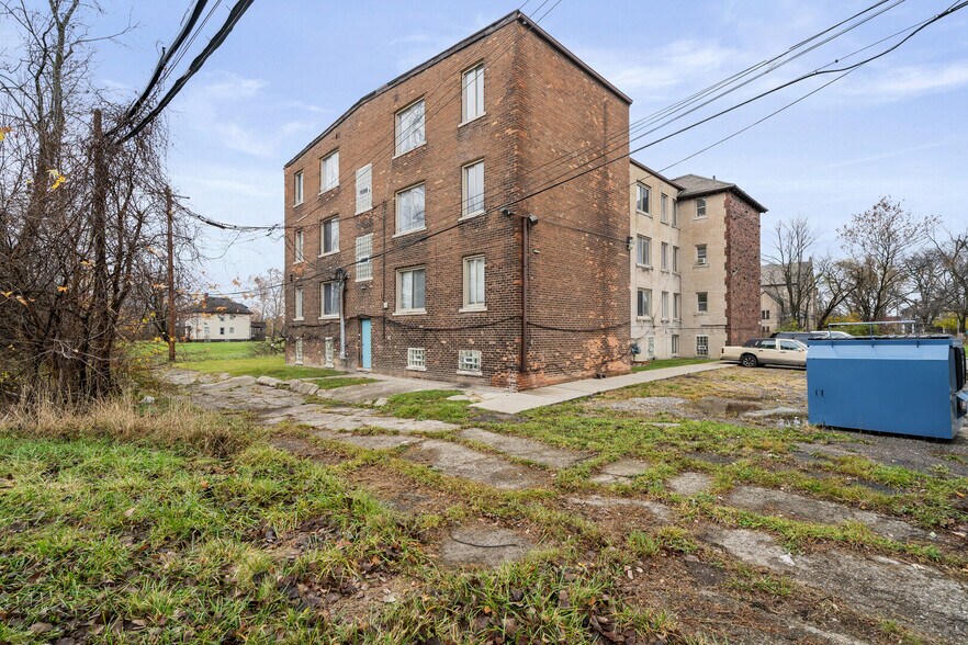 More Photos Of 1055 Philip St, Detroit Apartments For Sale
