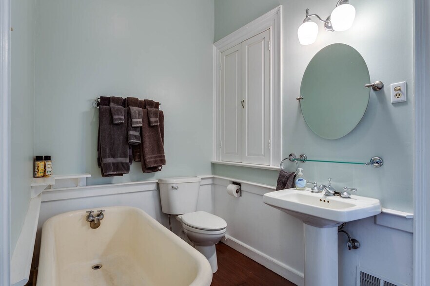 More Photos Of 4301 Longdale Furnace Rd, Clifton Forge Lodge Meeting Hall For Sale