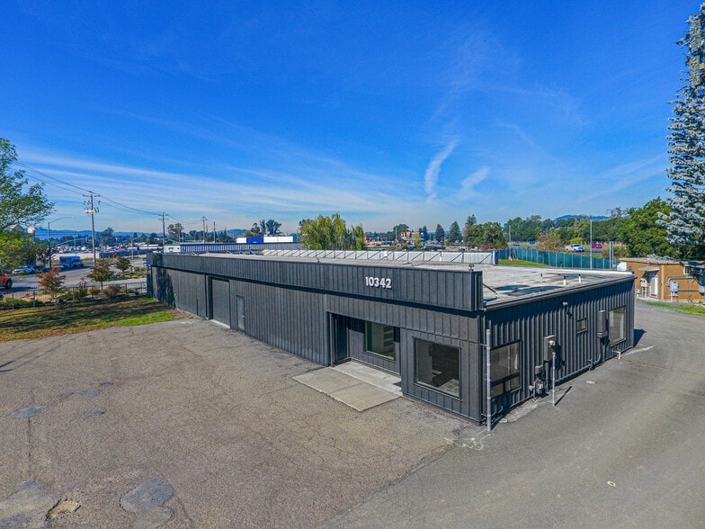 More Photos Of 10342 Old Redwood Hwy, Windsor Warehouse For Sale