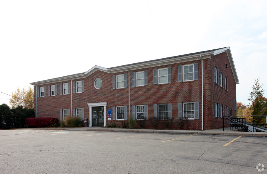 Primary Photo Of 1599 N Hermitage Rd, Hermitage Medical For Lease