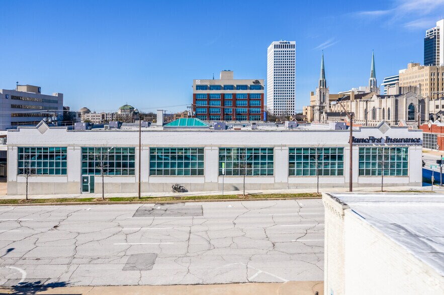 More Photos Of 220 E 8th St, Tulsa Office For Lease