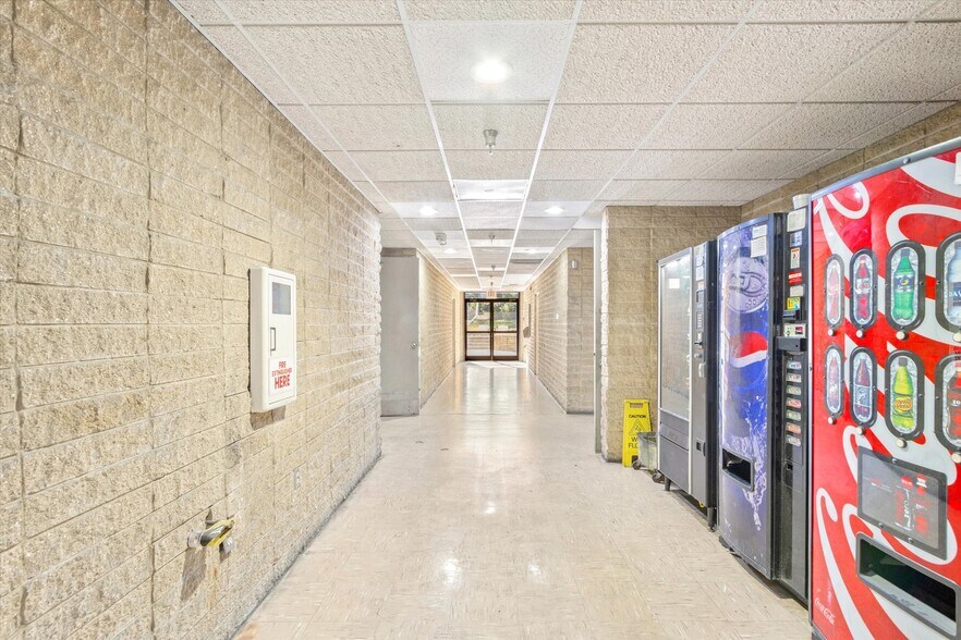 More Photos Of 1825 St Johns Ave, Palatka Office For Sale