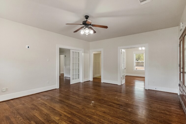 More Photos Of 1322 Yale St, Houston Office For Lease