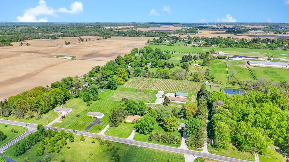 More Photos Of 1900 Winchester Southern Rd, Canal Winchester Winery Vineyard For Sale
