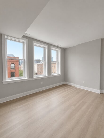 More Photos Of 1717 E Franklin St, Richmond Storefront Retail Residential For Sale