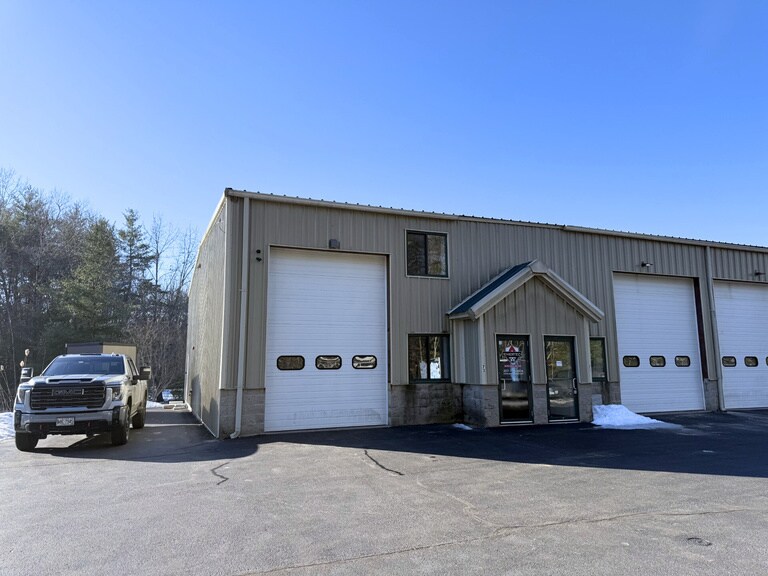 More Photos Of 59-73 Rainmaker Dr, Portland Service For Sale