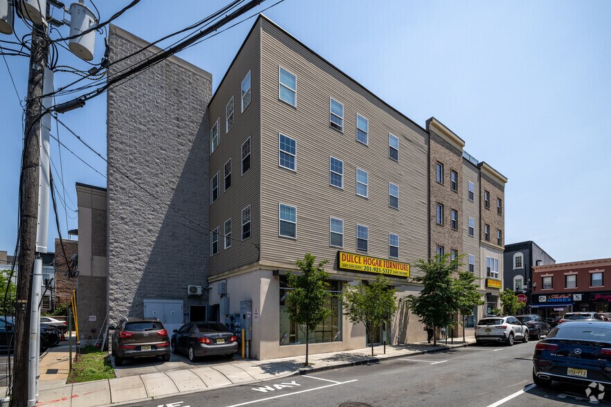 More Photos Of 4401 Bergenline Ave, Union City Apartments For Sale