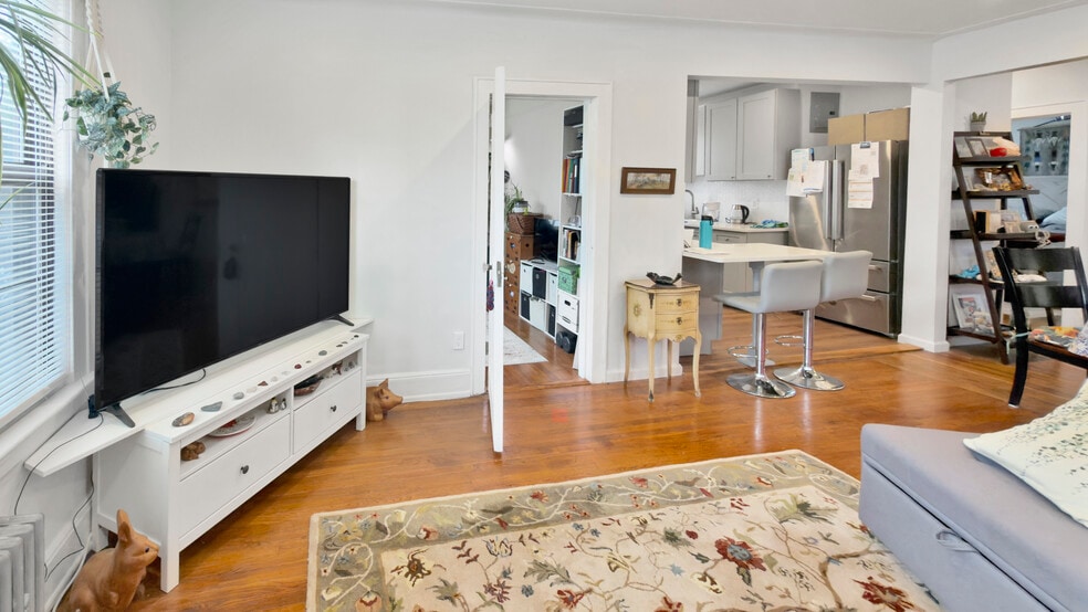 More Photos Of 4320 Hamilton Pl, Flushing Apartments For Sale