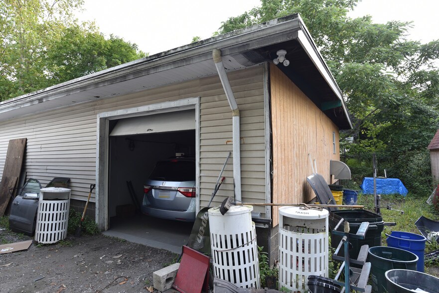 More Photos Of 56 Model Ave, Hopewell General Retail For Sale