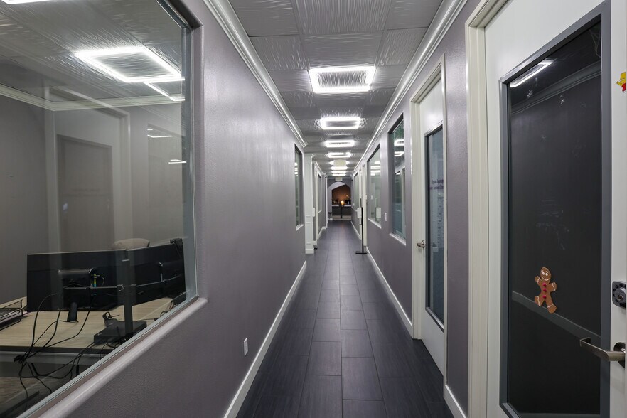 More Photos Of 448 E Foothill Blvd, San Dimas Office For Sale