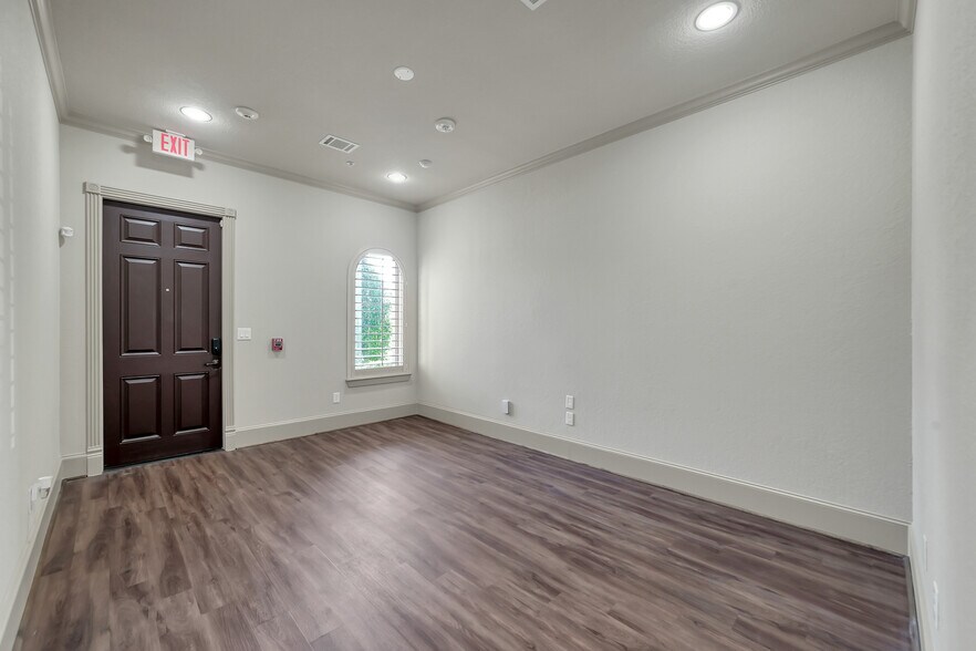 More Photos Of 250 Ed English Rd, Shenandoah Medical For Sale