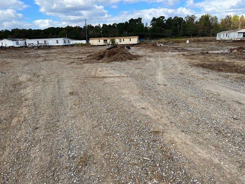 More Photos Of 4413 Northern Blvd, Montgomery Office For Sale