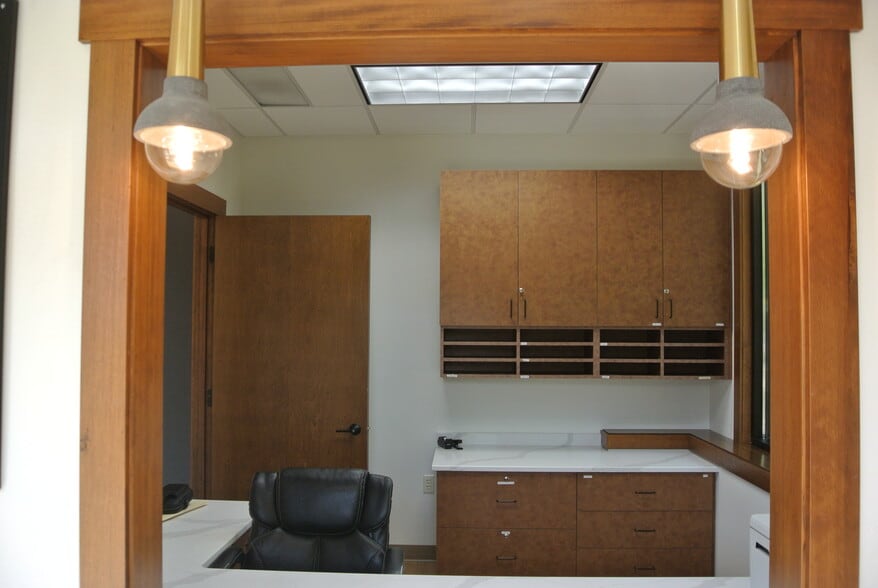 More Photos Of 8680 N Wayne Dr, Hayden Office For Sale