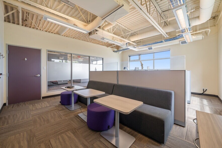 More Photos Of 388 Harbour Rd, Victoria Storefront Retail Office For Sale