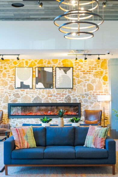 More Photos Of 8105 Rasor Blvd, Plano Coworking Space