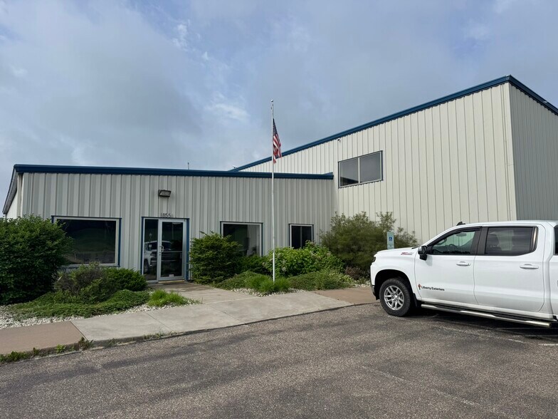 More Photos Of 855 Industrial Dr, Mondovi Distribution For Lease