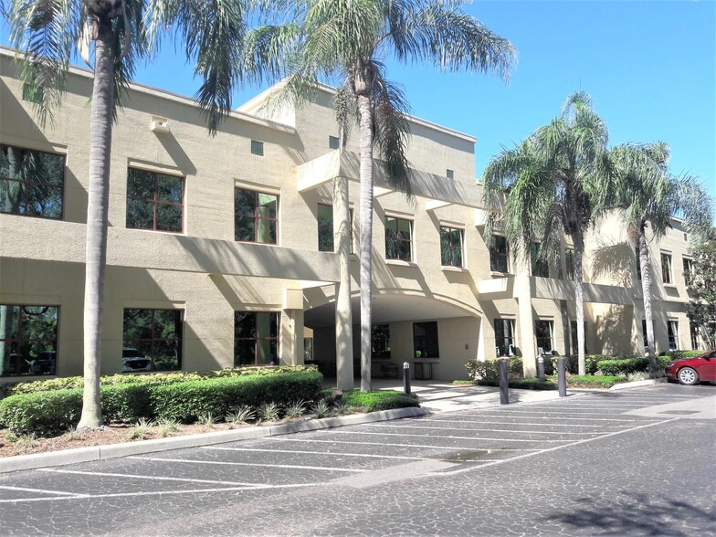 More Photos Of 2201 Cantu Ct, Sarasota Office For Lease
