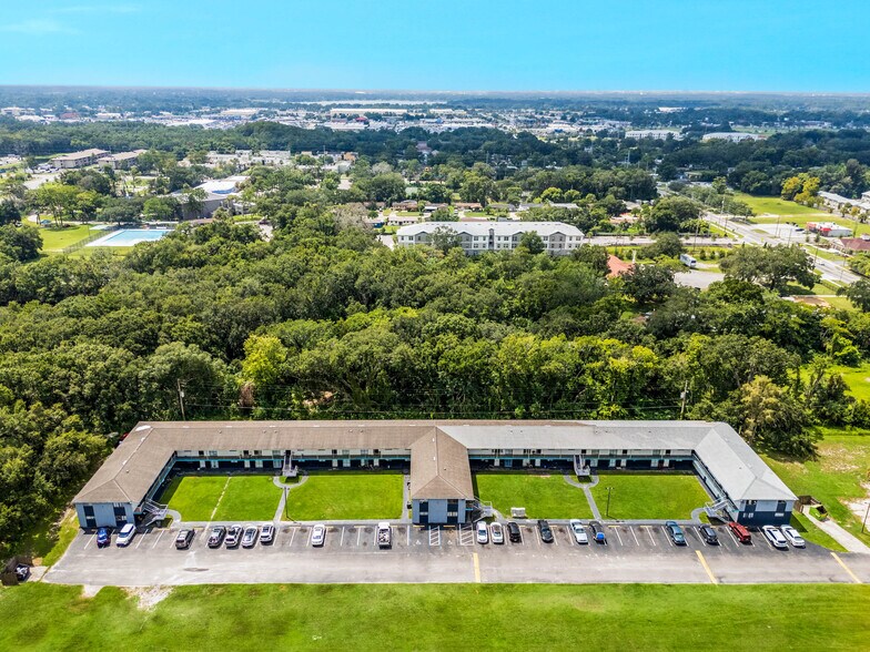 More Photos Of 1625 Mercy Dr, Orlando Apartments For Sale