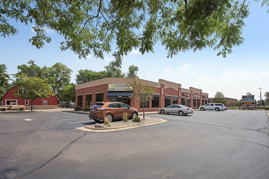 More Photos Of 2000-2010 Jackson St, Oshkosh General Retail For Lease