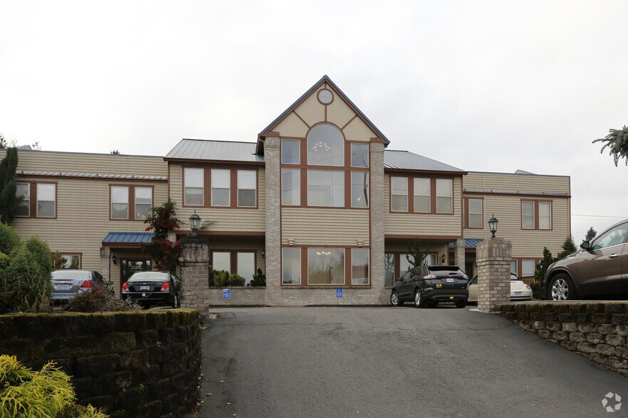 More Photos Of 15259 SE 82nd Dr, Clackamas Medical For Sale