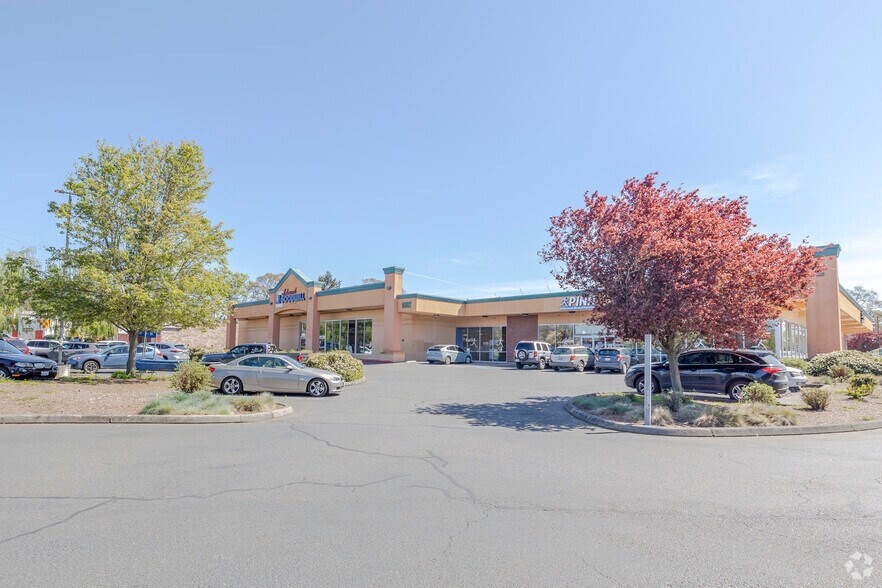 More Photos Of 6002 Mount Tacoma Dr SW, Lakewood Freestanding For Sale