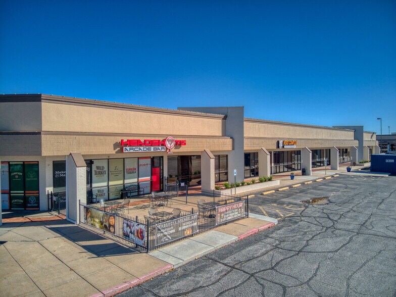 More Photos Of 2120-2140 N Woodlawn St, Wichita Unknown For Lease