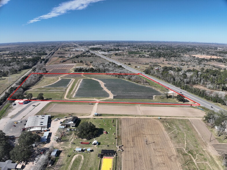 More Photos Of 3801 W Highway 6, Alvin Land For Sale