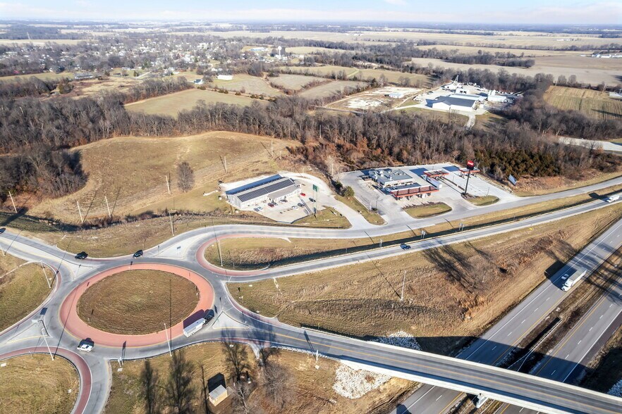 More Photos Of 1 Proactive Dr, New Florence Hotel For Sale