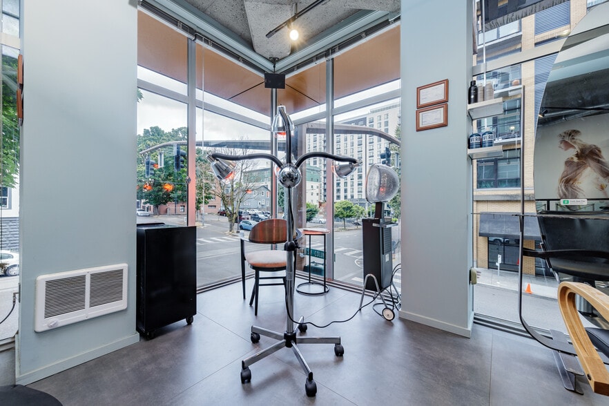 More Photos Of 1410 SW 11th Ave, Portland Apartments For Sale