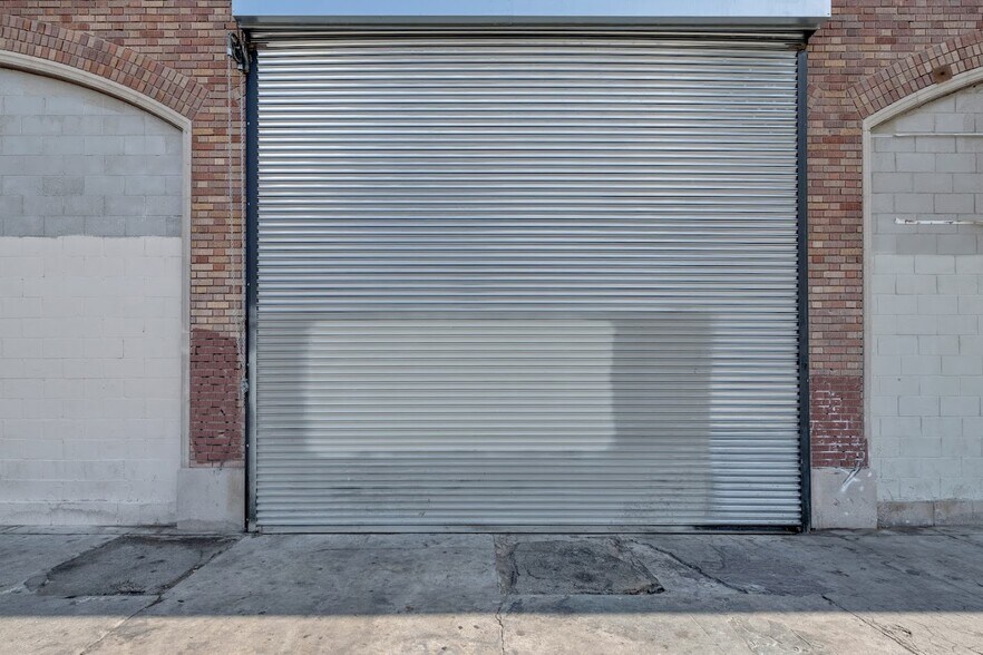 More Photos Of 707 E 7th St, Los Angeles Manufacturing For Lease