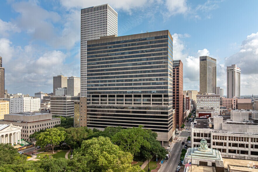 More Photos Of 650 Poydras St, New Orleans Coworking Space