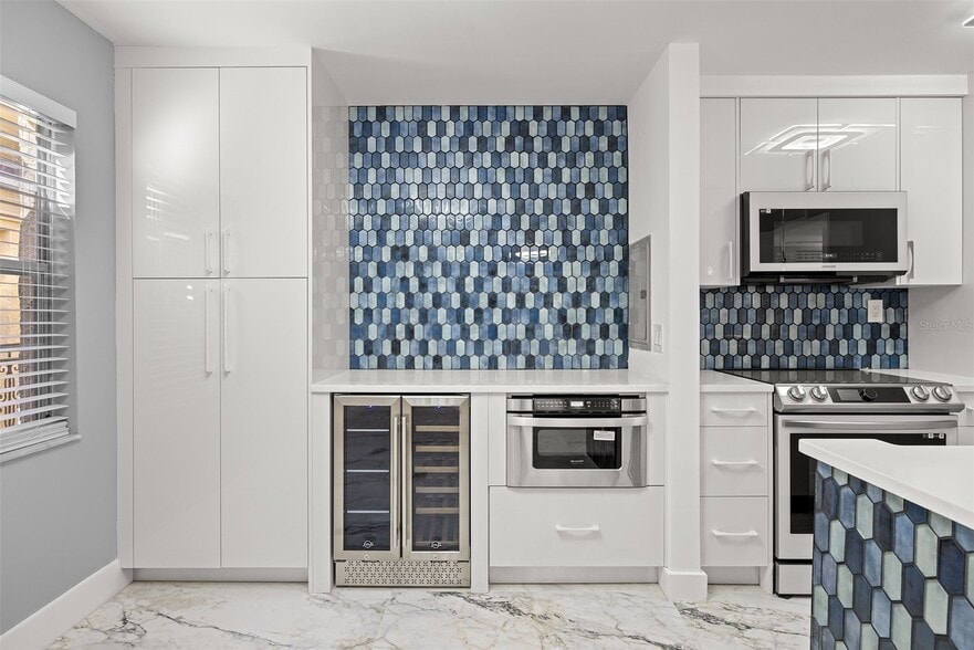 More Photos Of , Tampa Multifamily For Sale