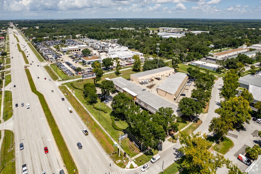 More Photos Of 380 Semoran Commerce Pl, Apopka Unknown For Lease