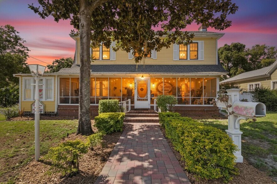 Primary Photo Of 805 N Wheeler St, Plant City Hospitality For Sale