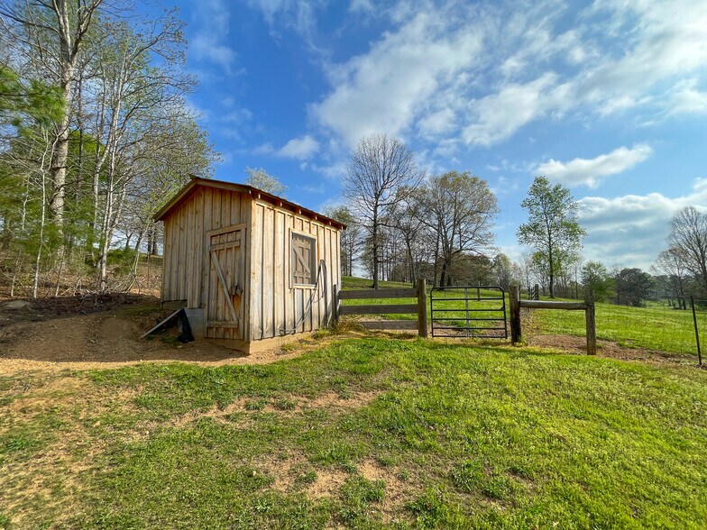 More Photos Of 1516 Fish Hatchery Rd, Summerville Land For Sale