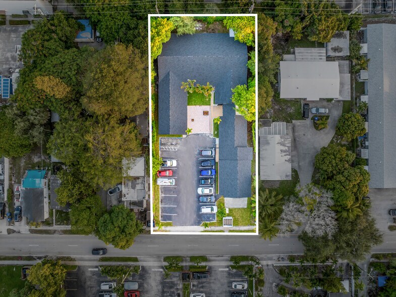 More Photos Of 2314 Polk St, Hollywood Apartments For Sale