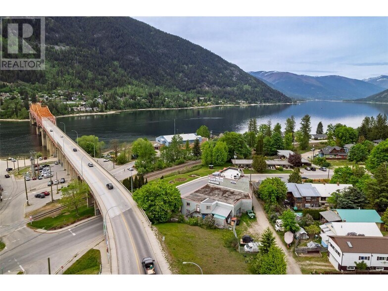 More Photos Of 920 Nelson Av, Nelson Warehouse For Sale