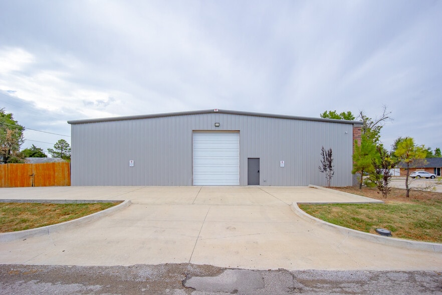 More Photos Of 6800 Main St, Oklahoma City Industrial For Lease