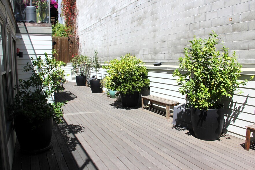 More Photos Of 1189 Tennessee St, San Francisco Loft Creative Space For Sale