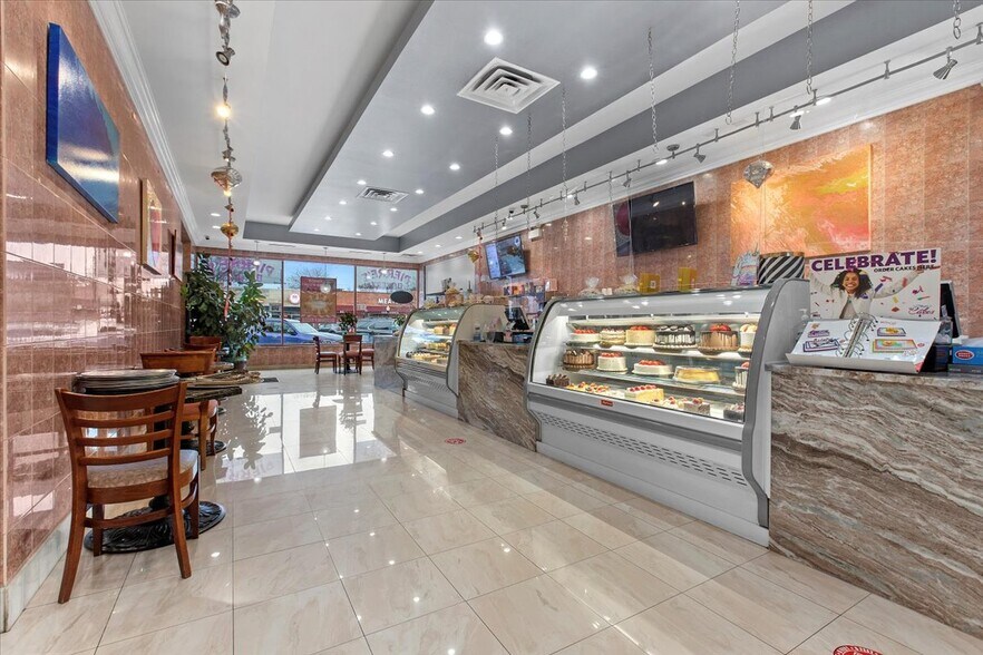 More Photos Of 6310-6312 Cermak Rd, Berwyn Restaurant For Sale