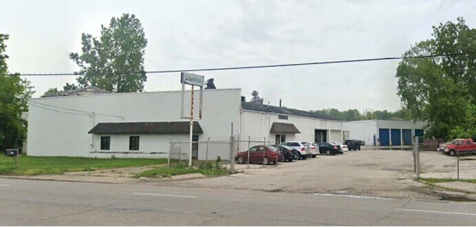 More Photos Of 5918 N Detroit Ave, Toledo Warehouse For Sale