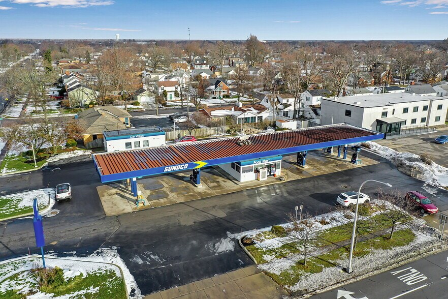More Photos Of 2050 Sheridan Dr, Buffalo Fast Food For Lease