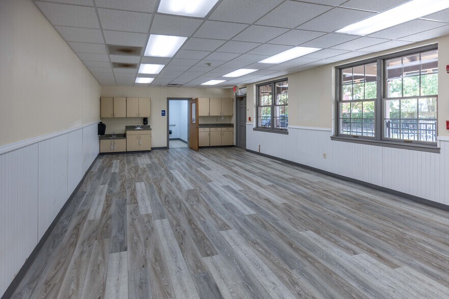 More Photos Of 1100 Stockton St, Jacksonville Religious Facility For Lease